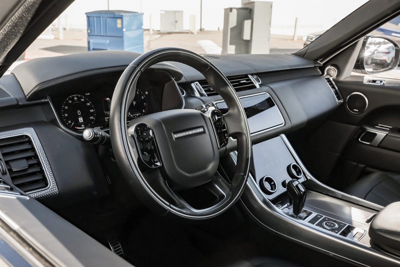 Land Rover Range Rover Sport Vehicle Main Gallery Image 16