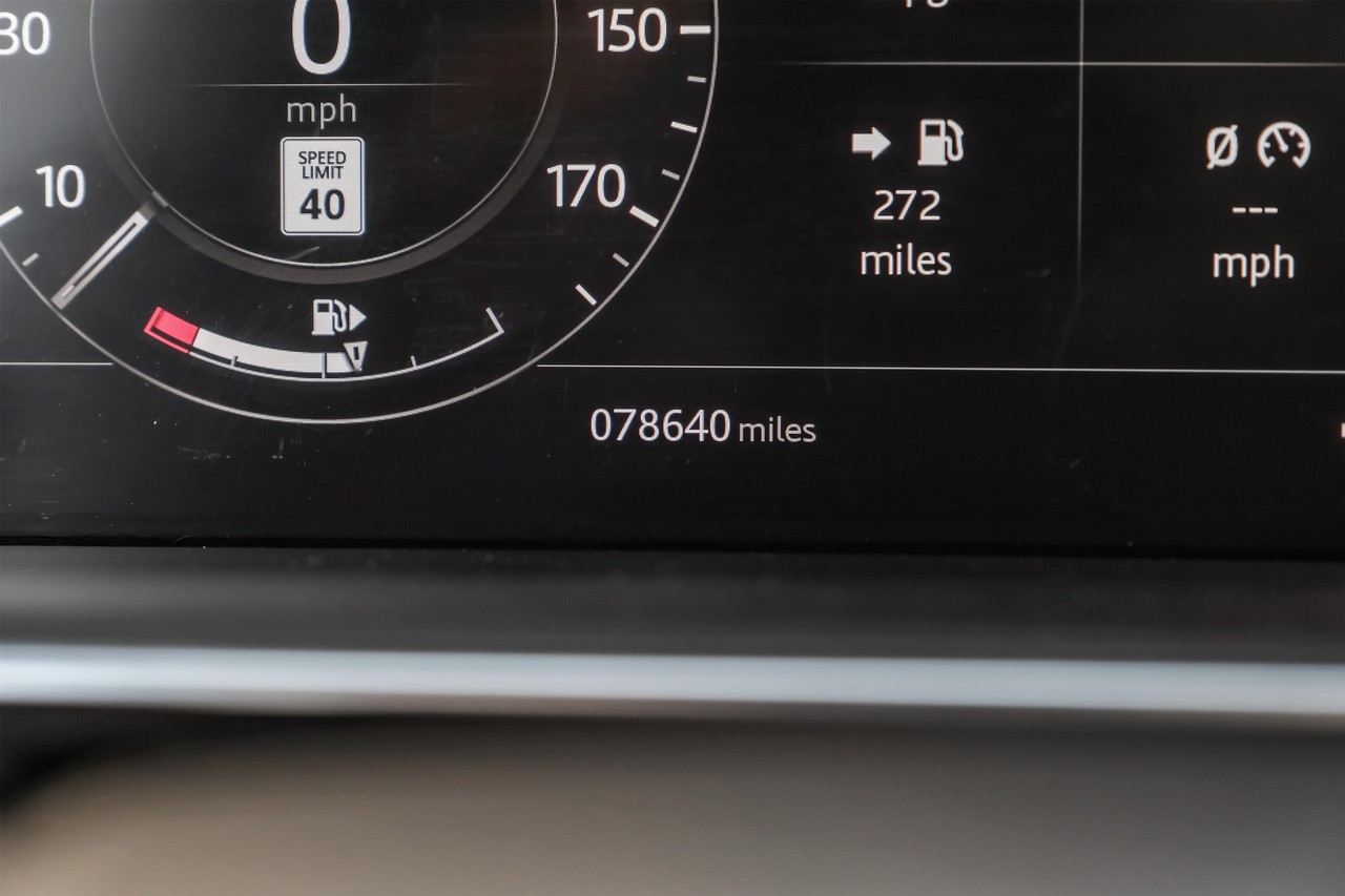 Land Rover Range Rover Sport Vehicle Main Gallery Image 21