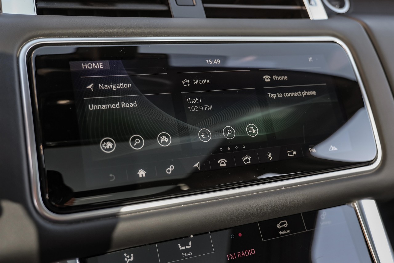 Land Rover Range Rover Sport Vehicle Main Gallery Image 28