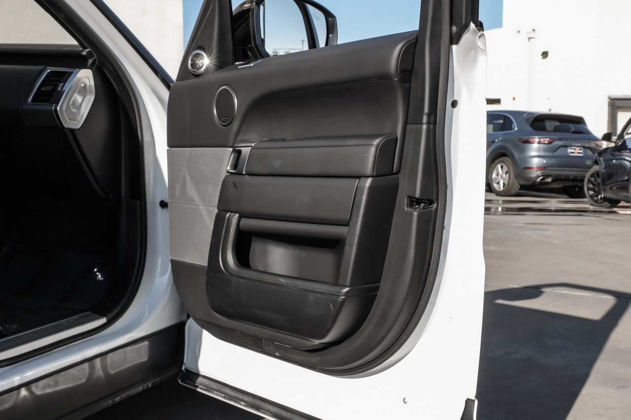 Land Rover Range Rover Sport Vehicle Main Gallery Image 42