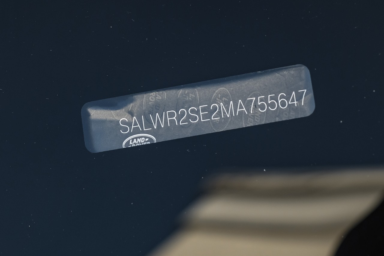 Land Rover Range Rover Sport Vehicle Main Gallery Image 55