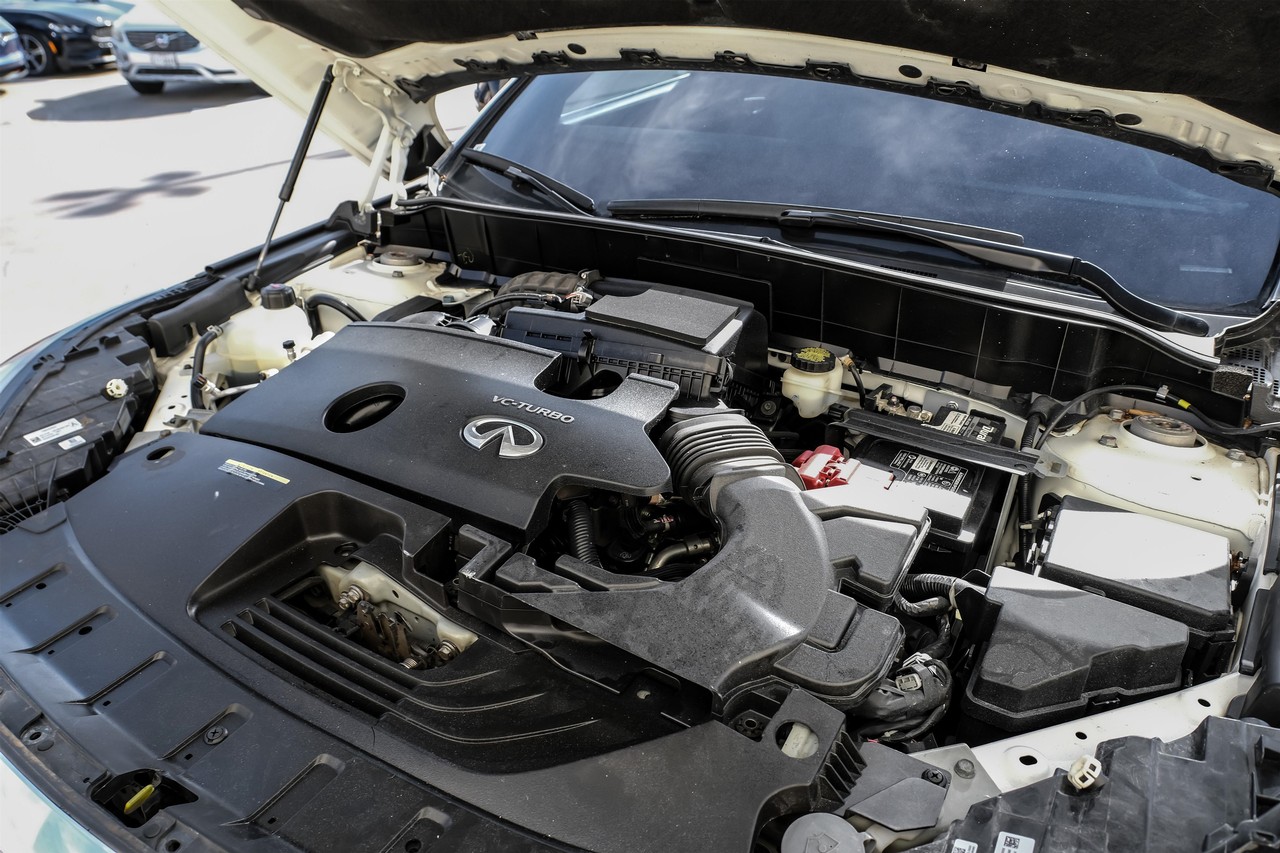 INFINITI QX55 Vehicle Main Gallery Image 46