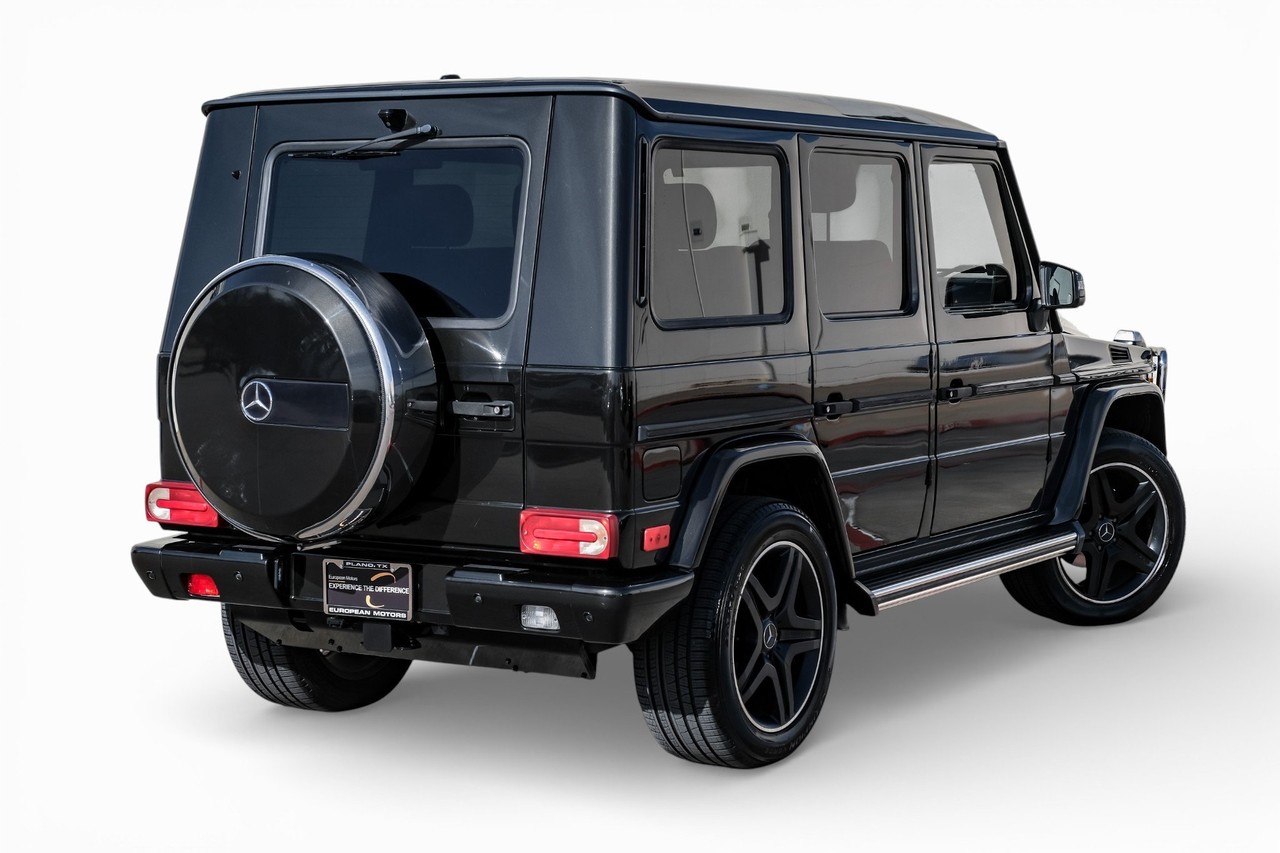 Mercedes-Benz G 550 Vehicle Main Gallery Image 08