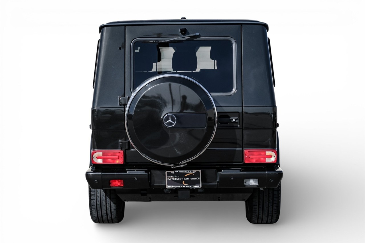 Mercedes-Benz G 550 Vehicle Main Gallery Image 09