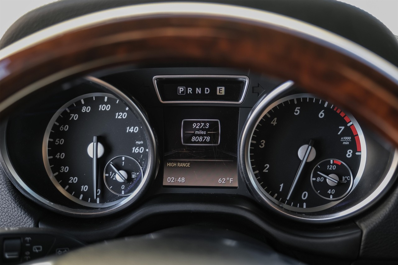 Mercedes-Benz G 550 Vehicle Main Gallery Image 18