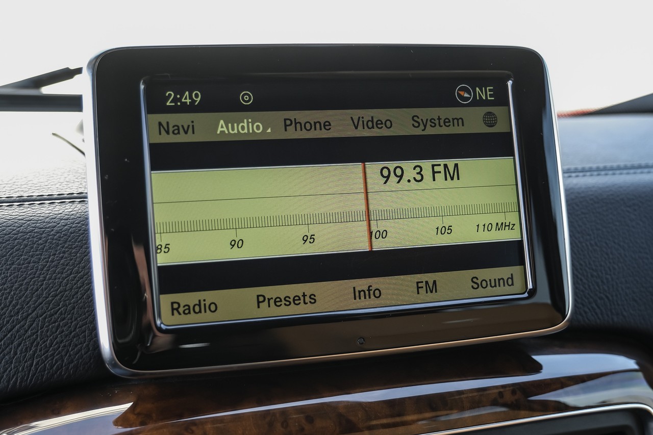 Mercedes-Benz G 550 Vehicle Main Gallery Image 30