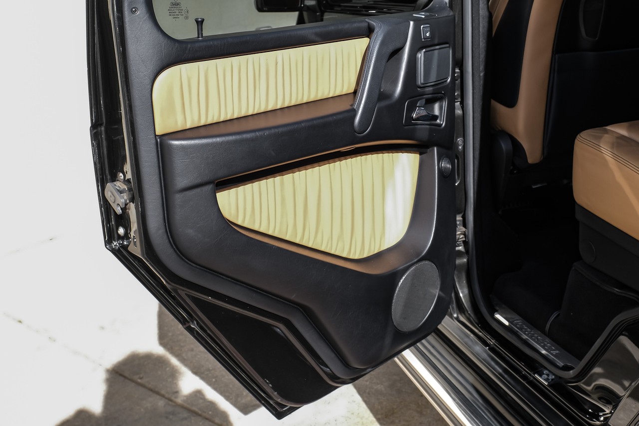 Mercedes-Benz G 550 Vehicle Main Gallery Image 45