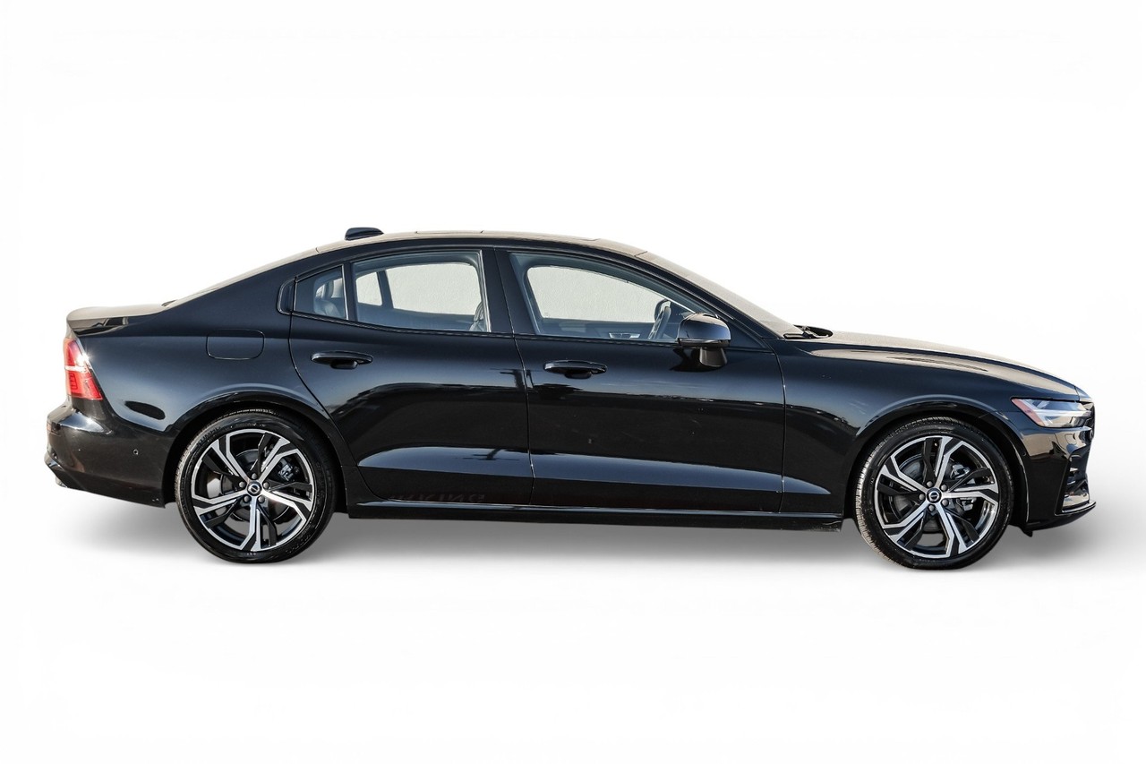 Volvo S60 Vehicle Main Gallery Image 08