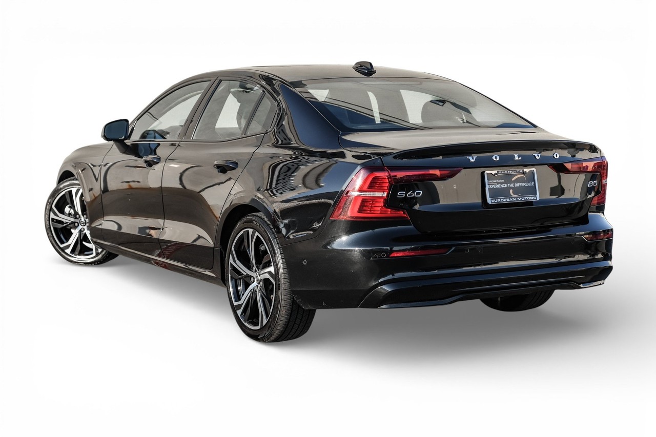 Volvo S60 Vehicle Main Gallery Image 11