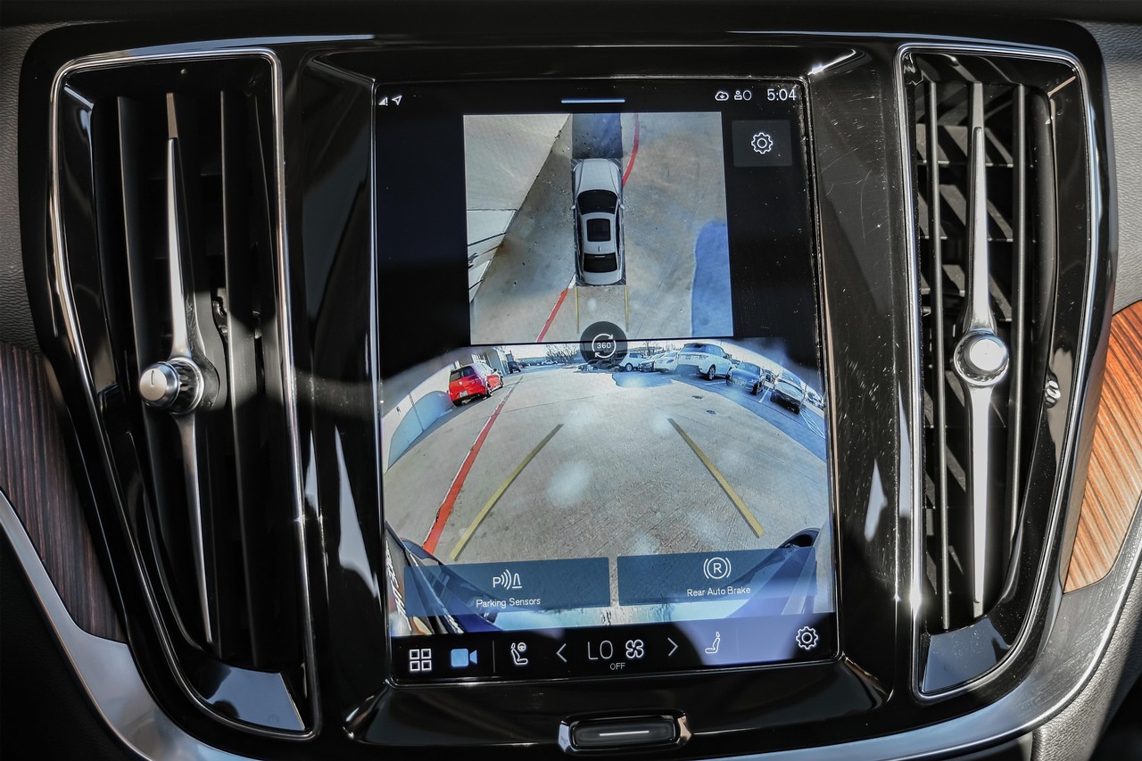 Volvo S60 Vehicle Main Gallery Image 22