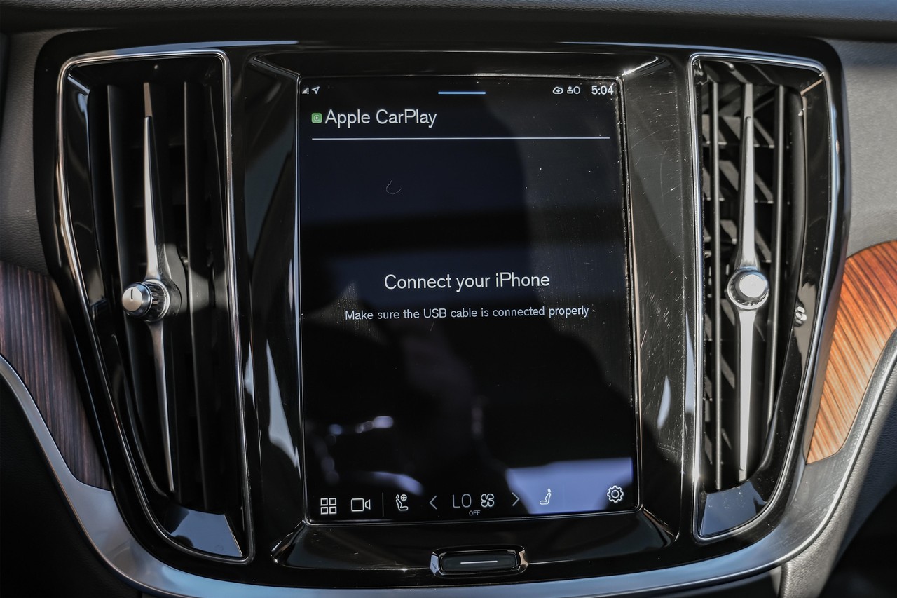 Volvo S60 Vehicle Main Gallery Image 26