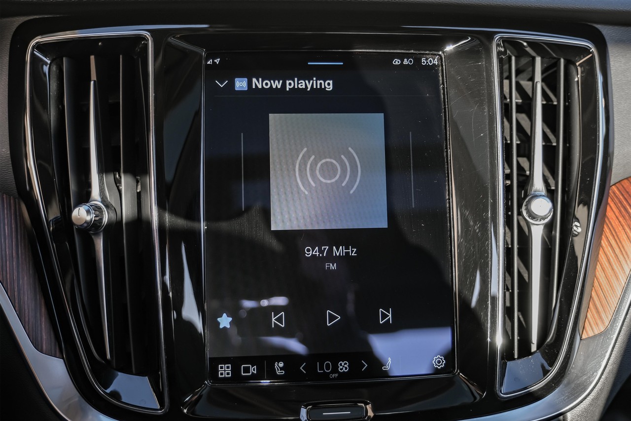 Volvo S60 Vehicle Main Gallery Image 28