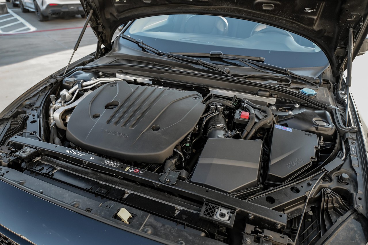 Volvo S60 Vehicle Main Gallery Image 46