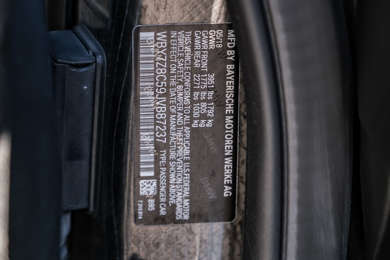 BMW i3 Vehicle Main Gallery Image 50