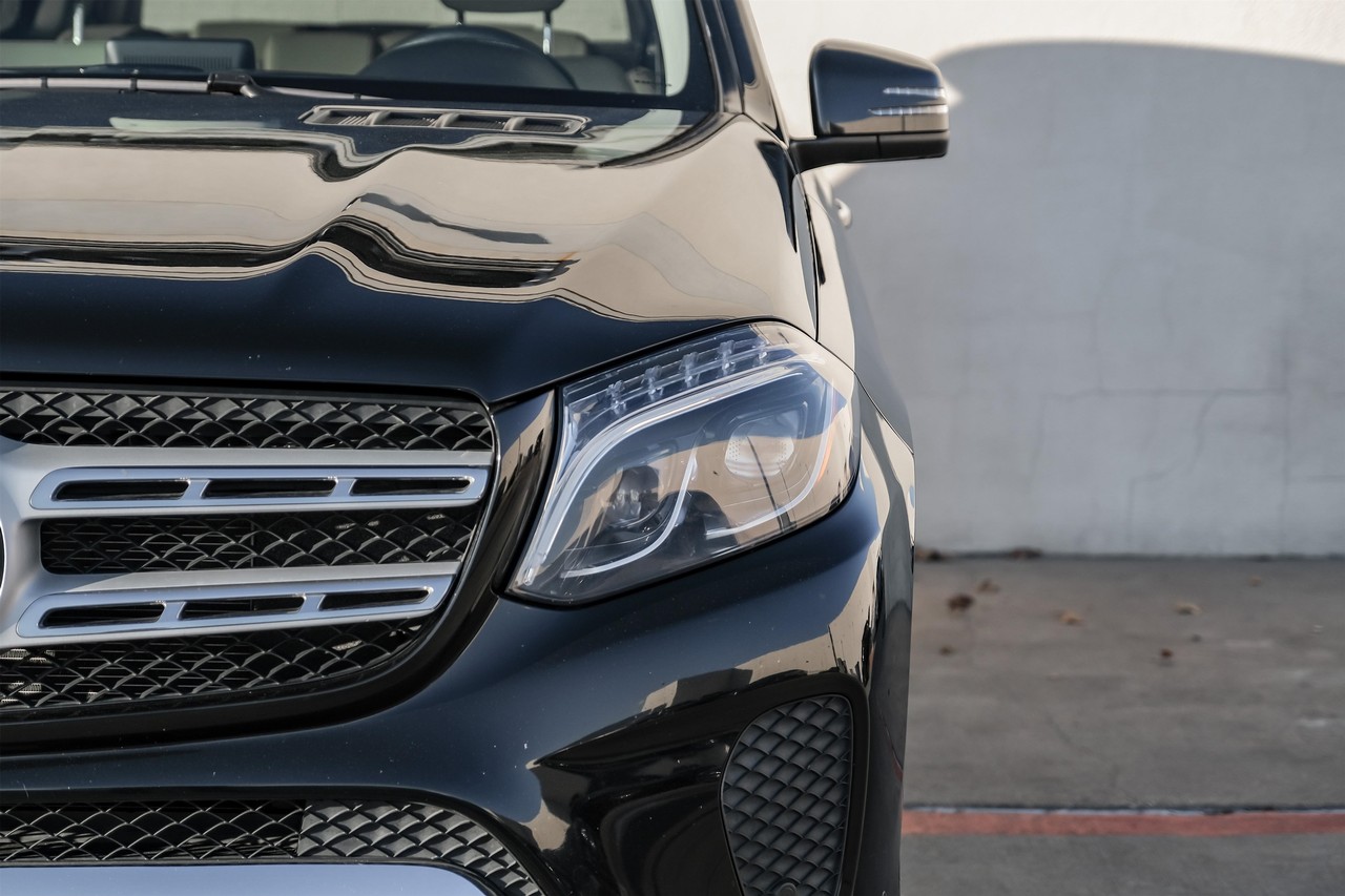 Mercedes-Benz GLS 450 Vehicle Main Gallery Image 48