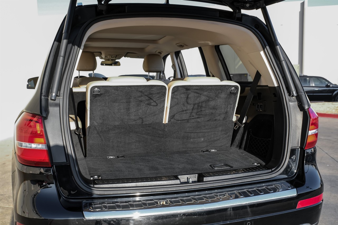 Mercedes-Benz GLS 450 Vehicle Main Gallery Image 54