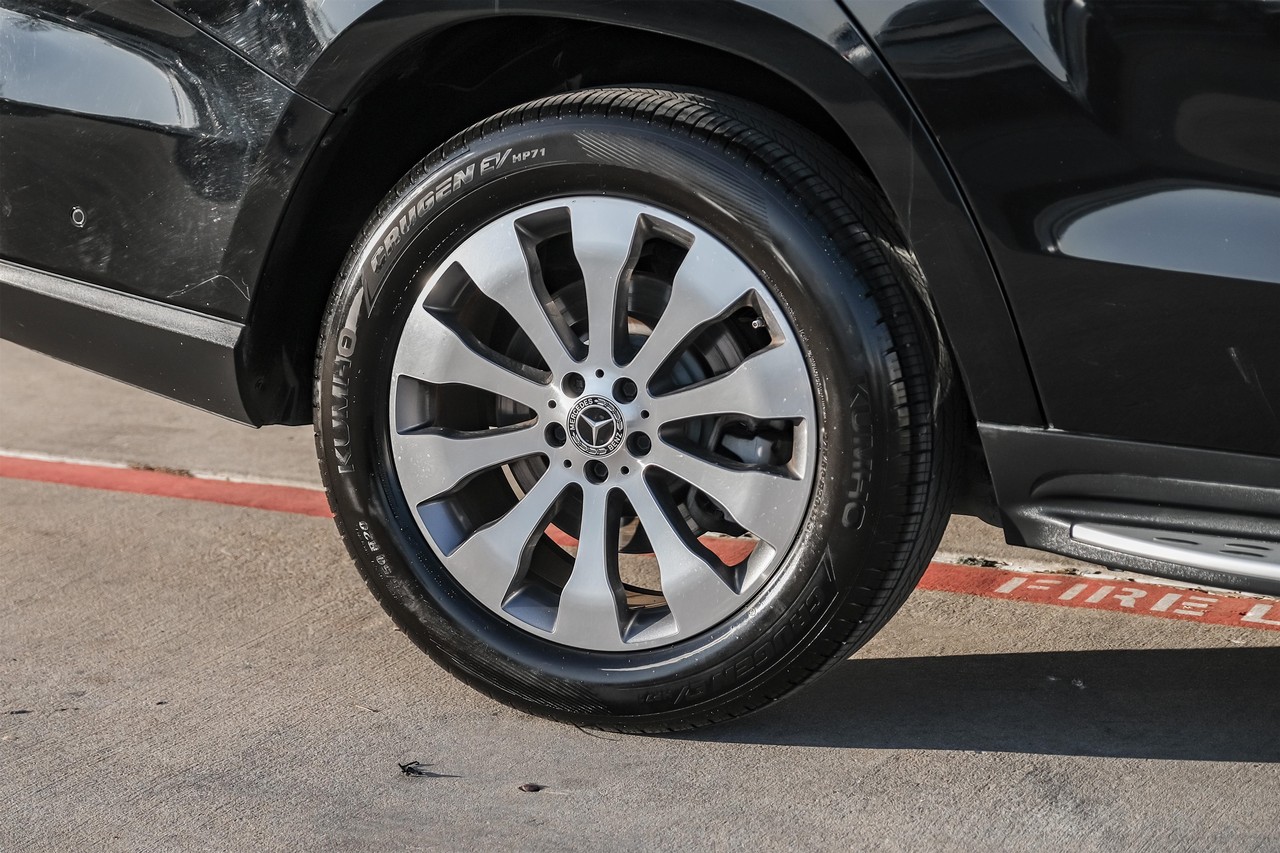 Mercedes-Benz GLS 450 Vehicle Main Gallery Image 56