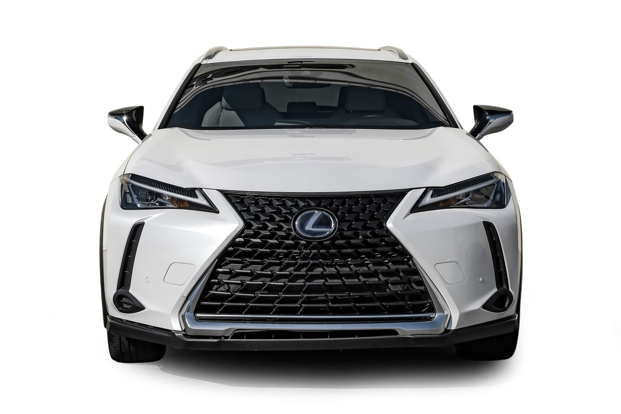 Lexus UX Vehicle Main Gallery Image 05
