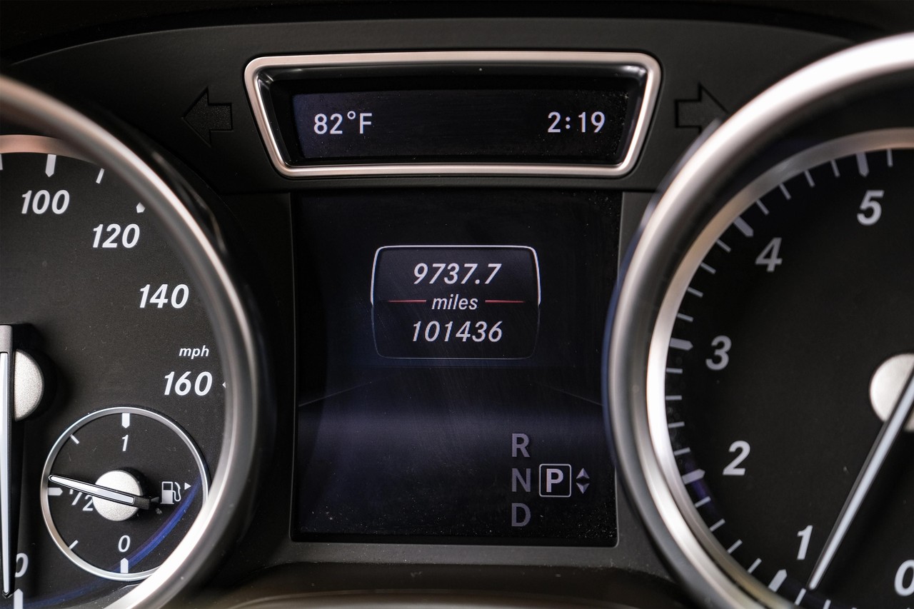 Mercedes-Benz ML 350 Vehicle Main Gallery Image 20