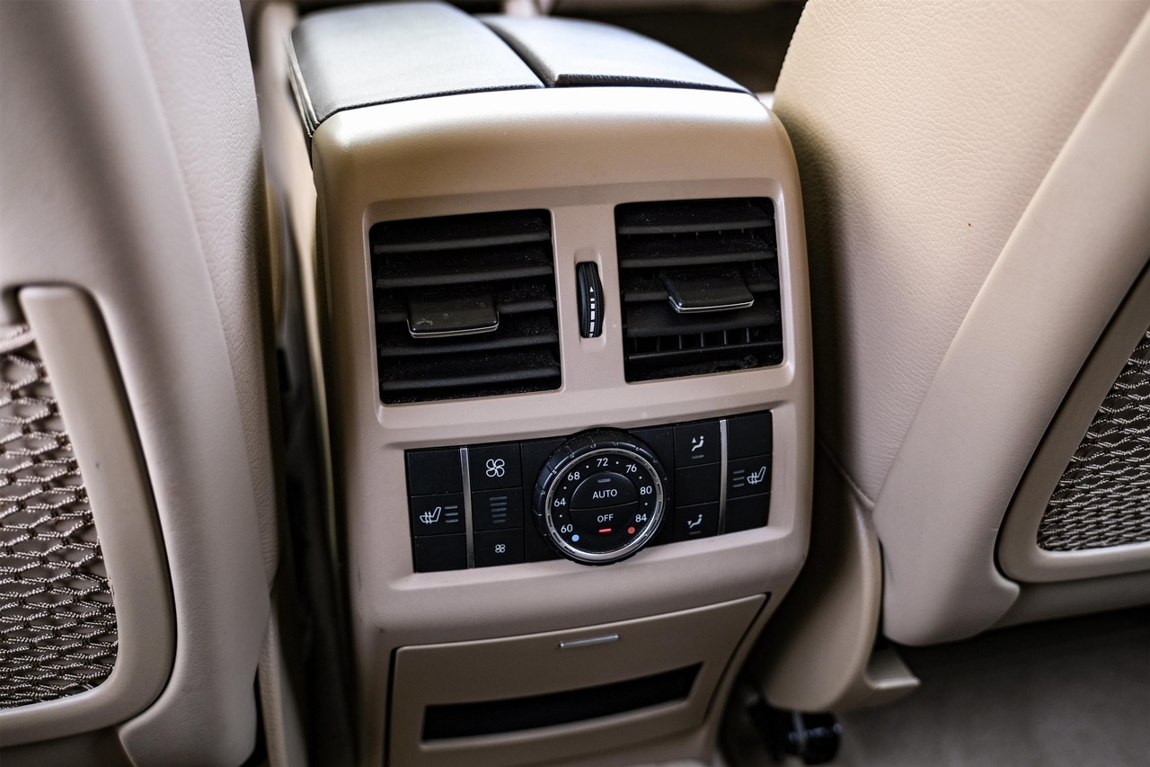 Mercedes-Benz ML 350 Vehicle Main Gallery Image 36