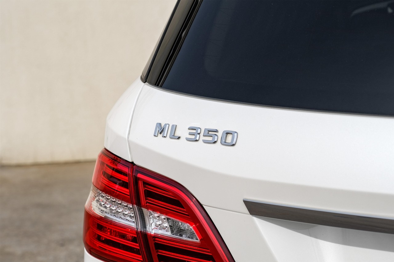 Mercedes-Benz ML 350 Vehicle Main Gallery Image 50