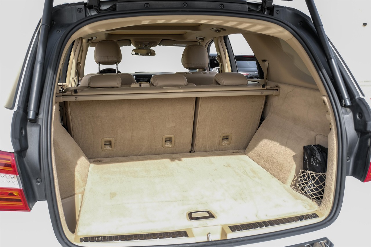 Mercedes-Benz ML 350 Vehicle Main Gallery Image 52