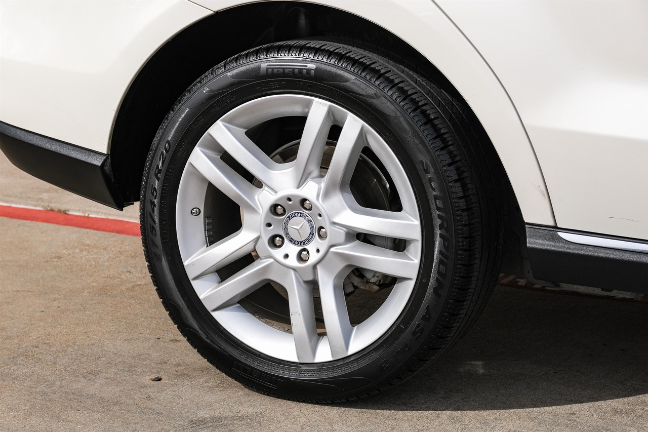 Mercedes-Benz ML 350 Vehicle Main Gallery Image 54