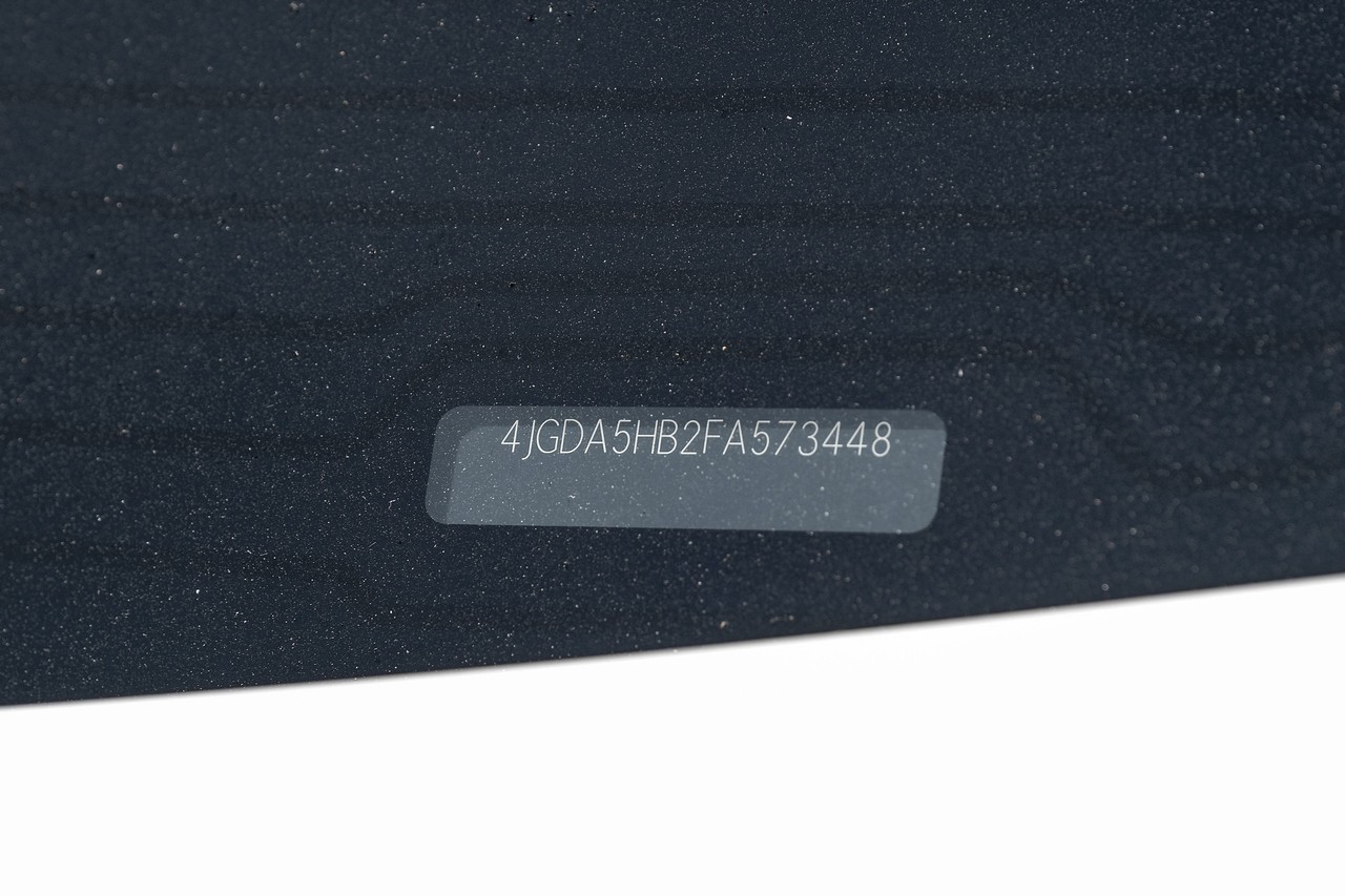 Mercedes-Benz ML 350 Vehicle Main Gallery Image 60