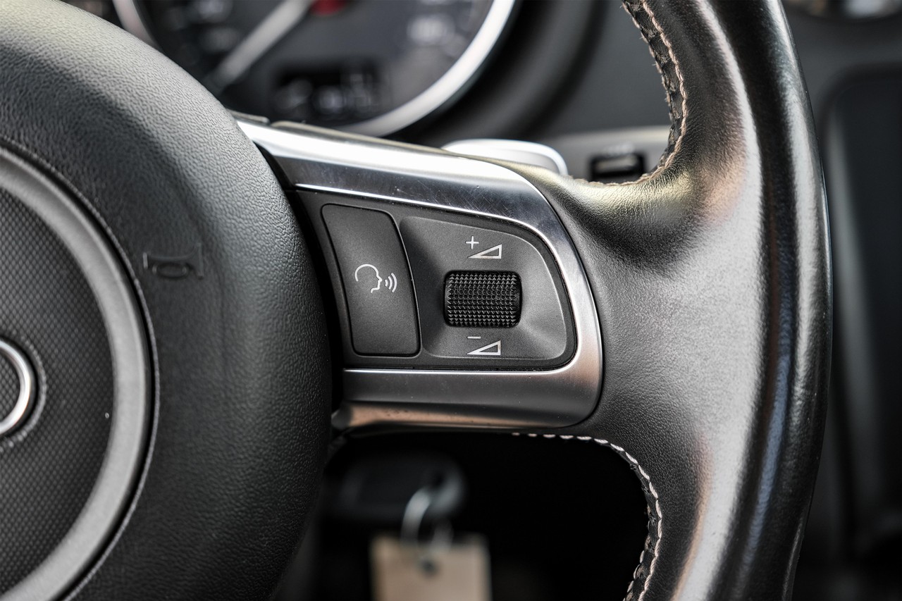 Audi TTS Vehicle Main Gallery Image 17