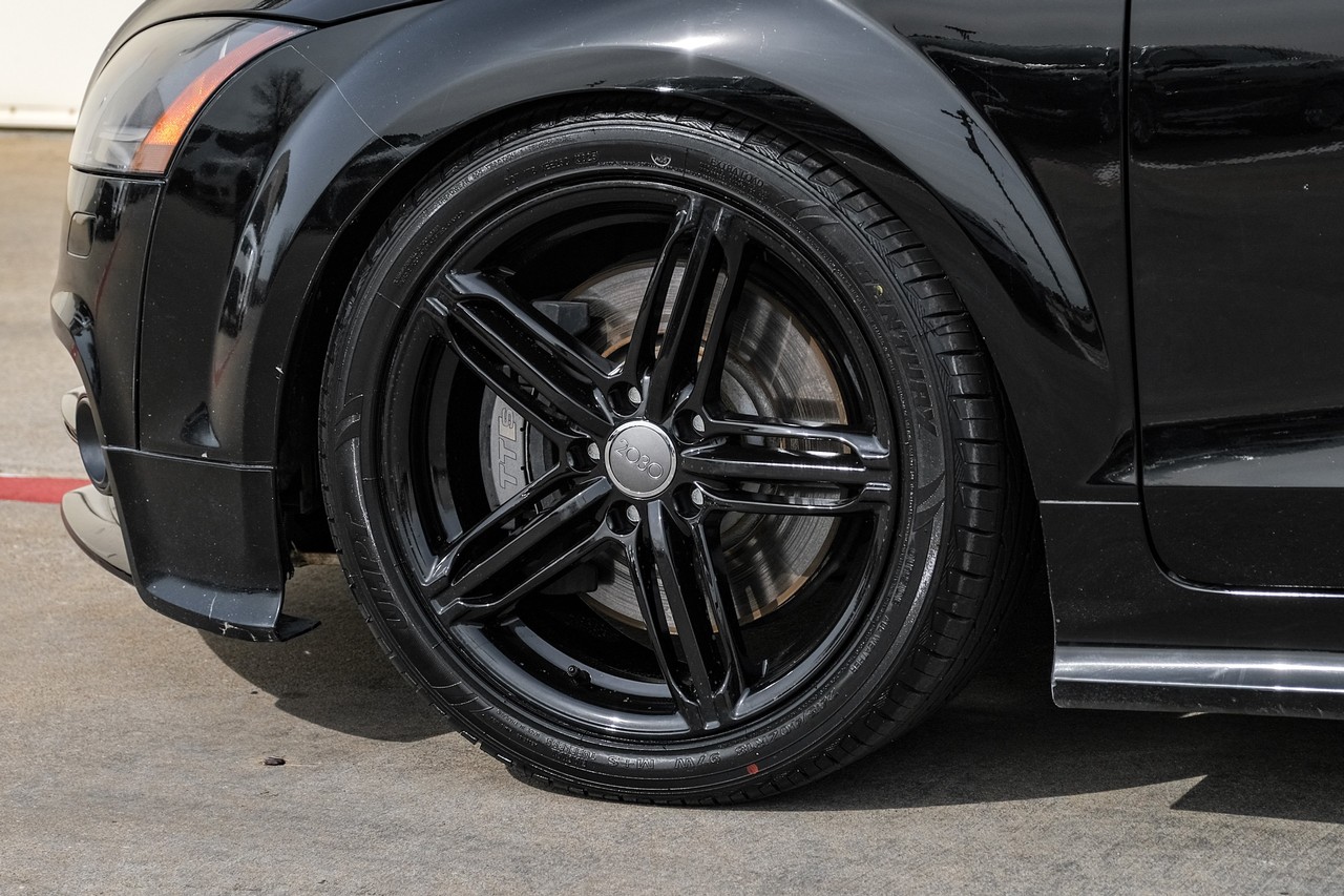 Audi TTS Vehicle Main Gallery Image 41