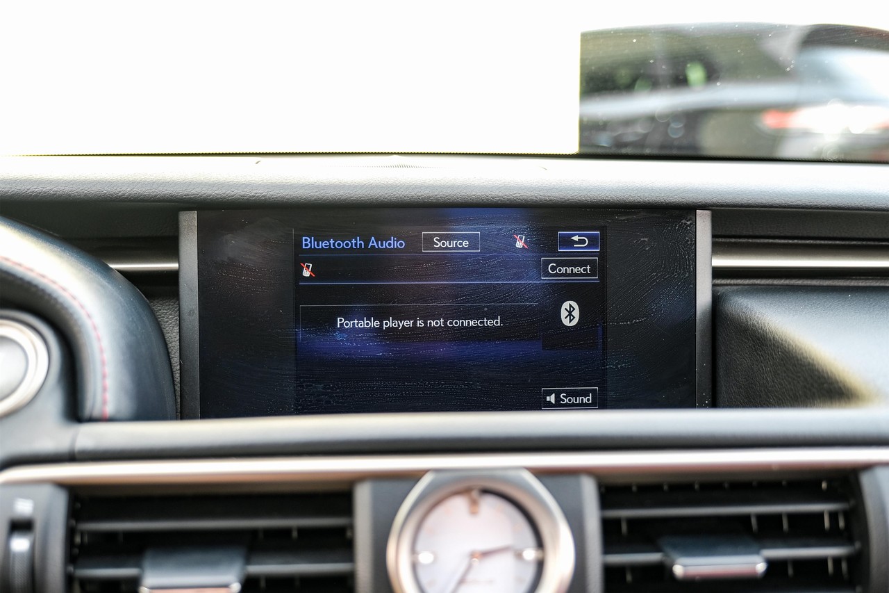 Lexus RC Vehicle Main Gallery Image 34