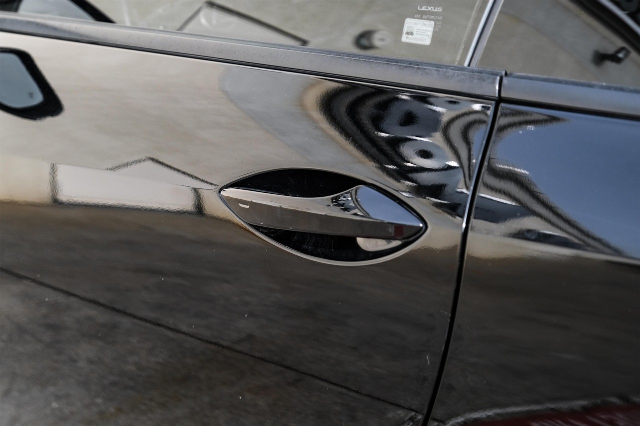 Lexus RC Vehicle Main Gallery Image 41