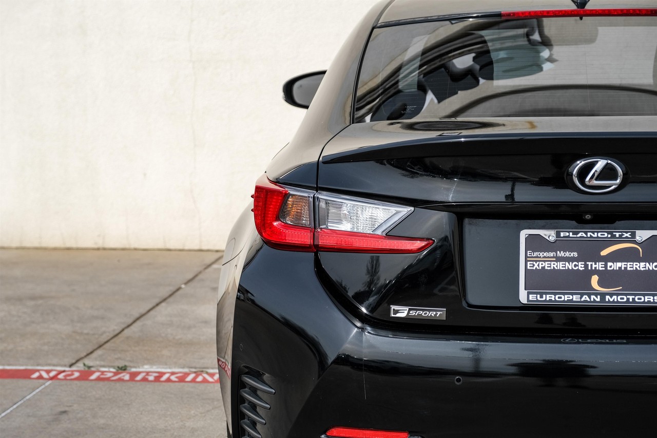 Lexus RC Vehicle Main Gallery Image 47