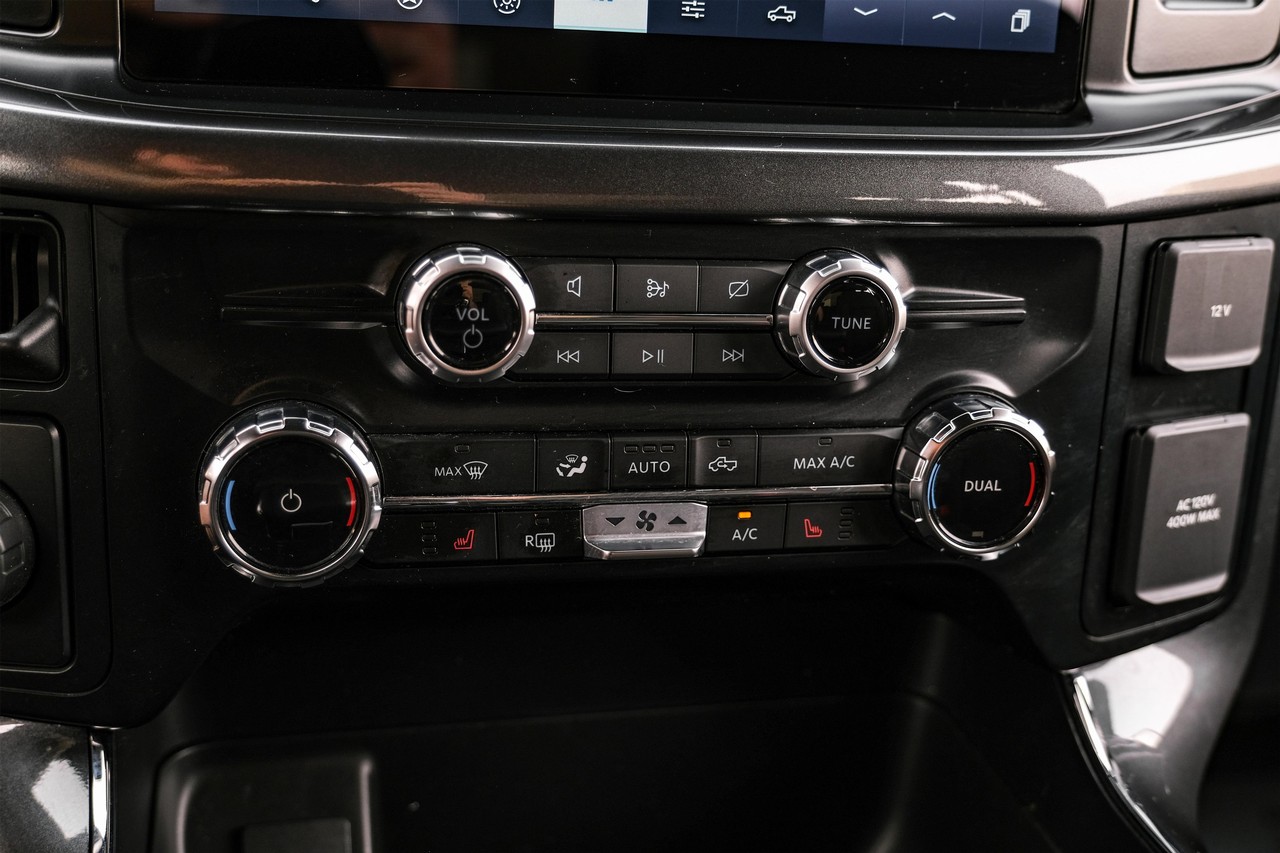 Ford F-150 Vehicle Main Gallery Image 25