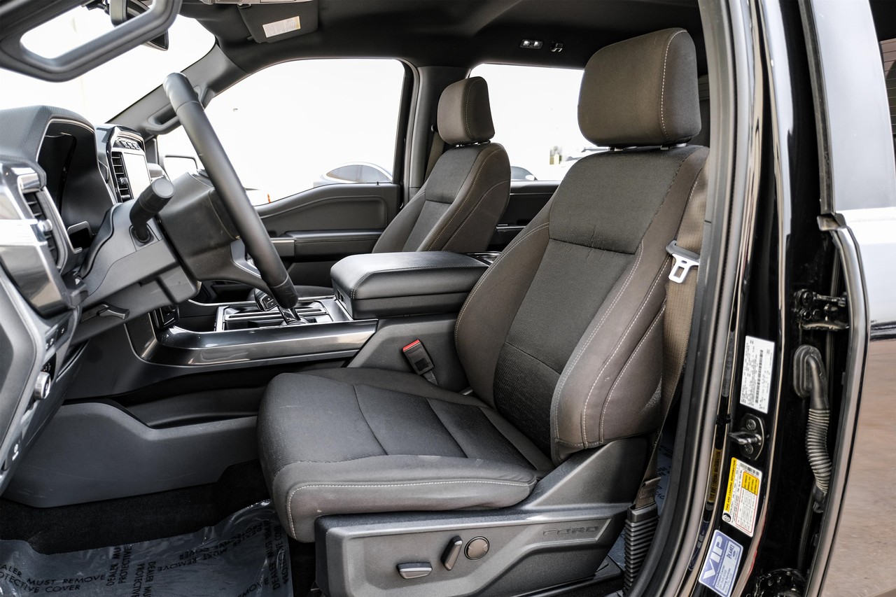 Ford F-150 Vehicle Main Gallery Image 28