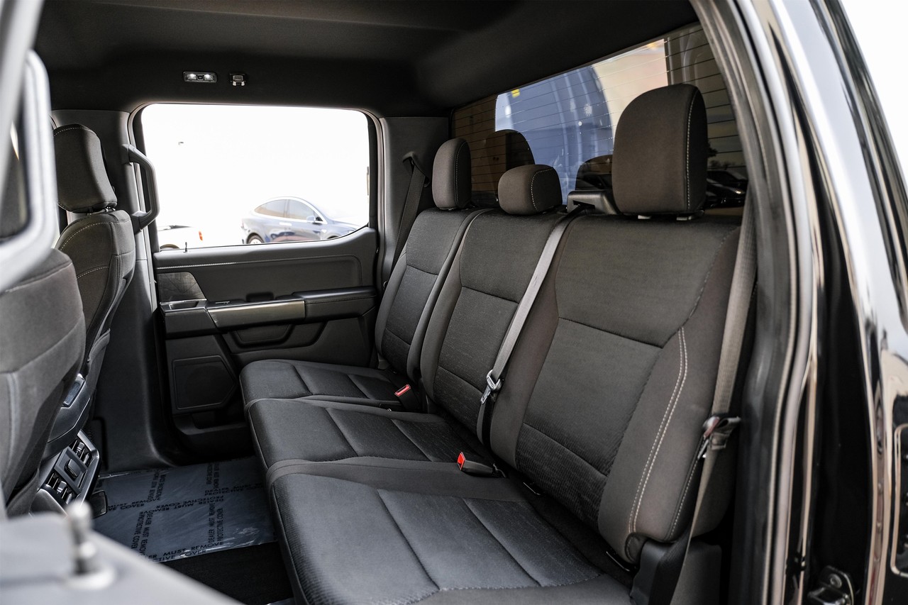 Ford F-150 Vehicle Main Gallery Image 35