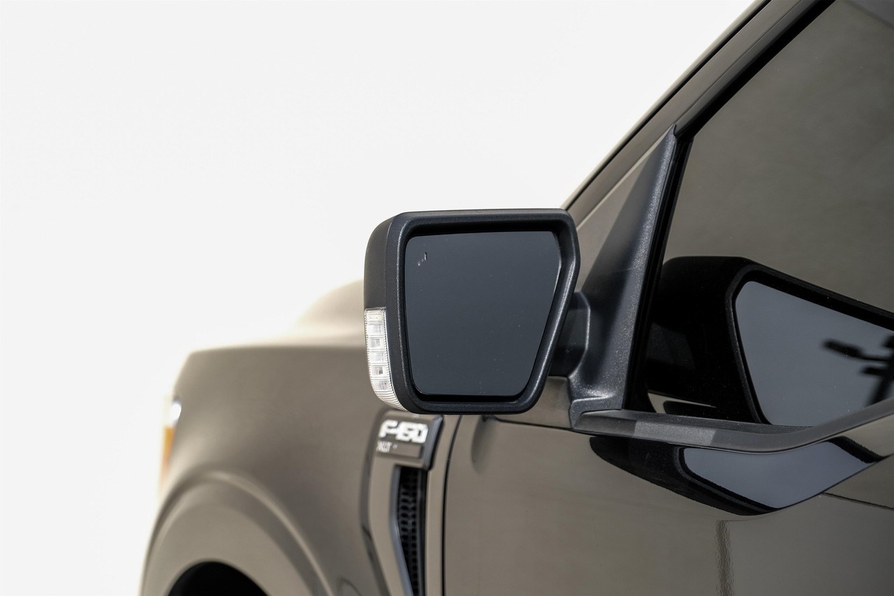 Ford F-150 Vehicle Main Gallery Image 37