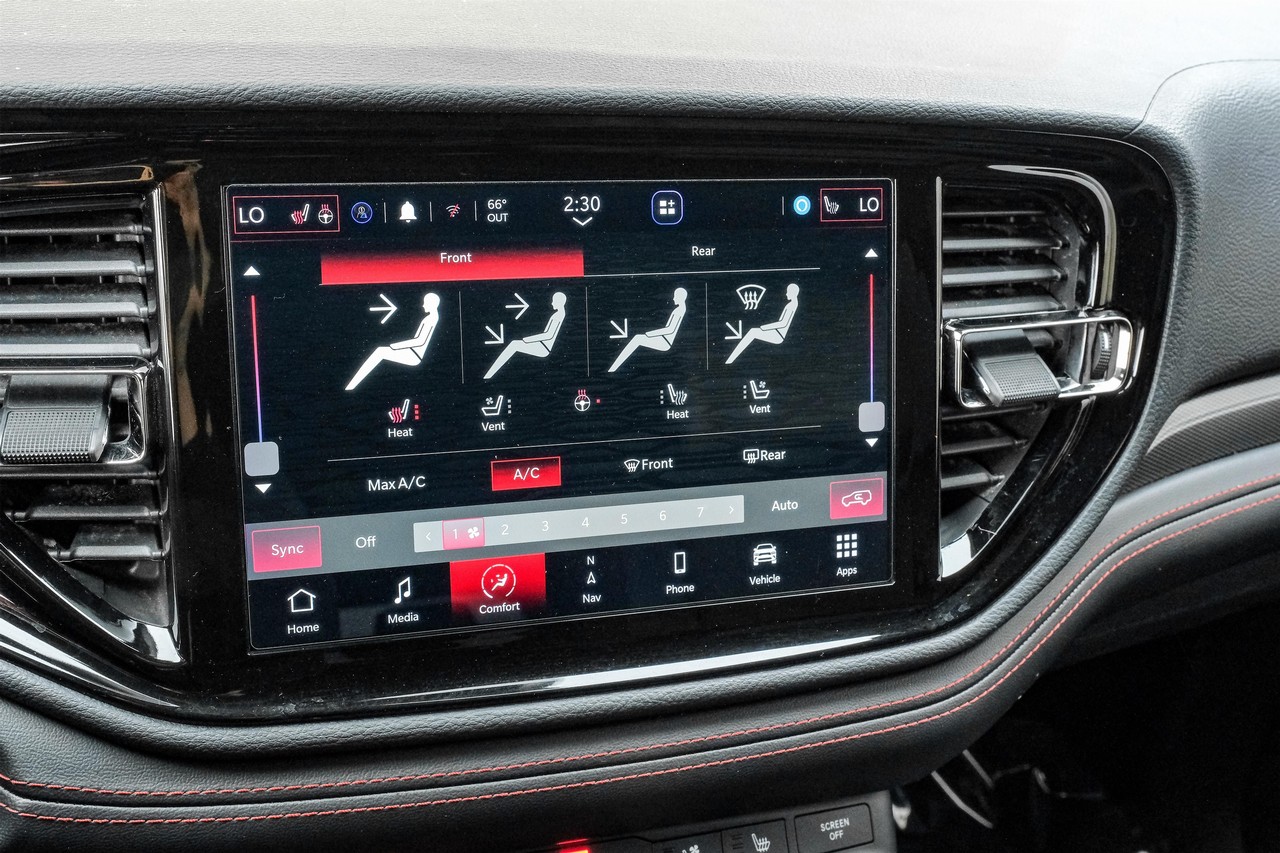 Dodge Durango Vehicle Main Gallery Image 38