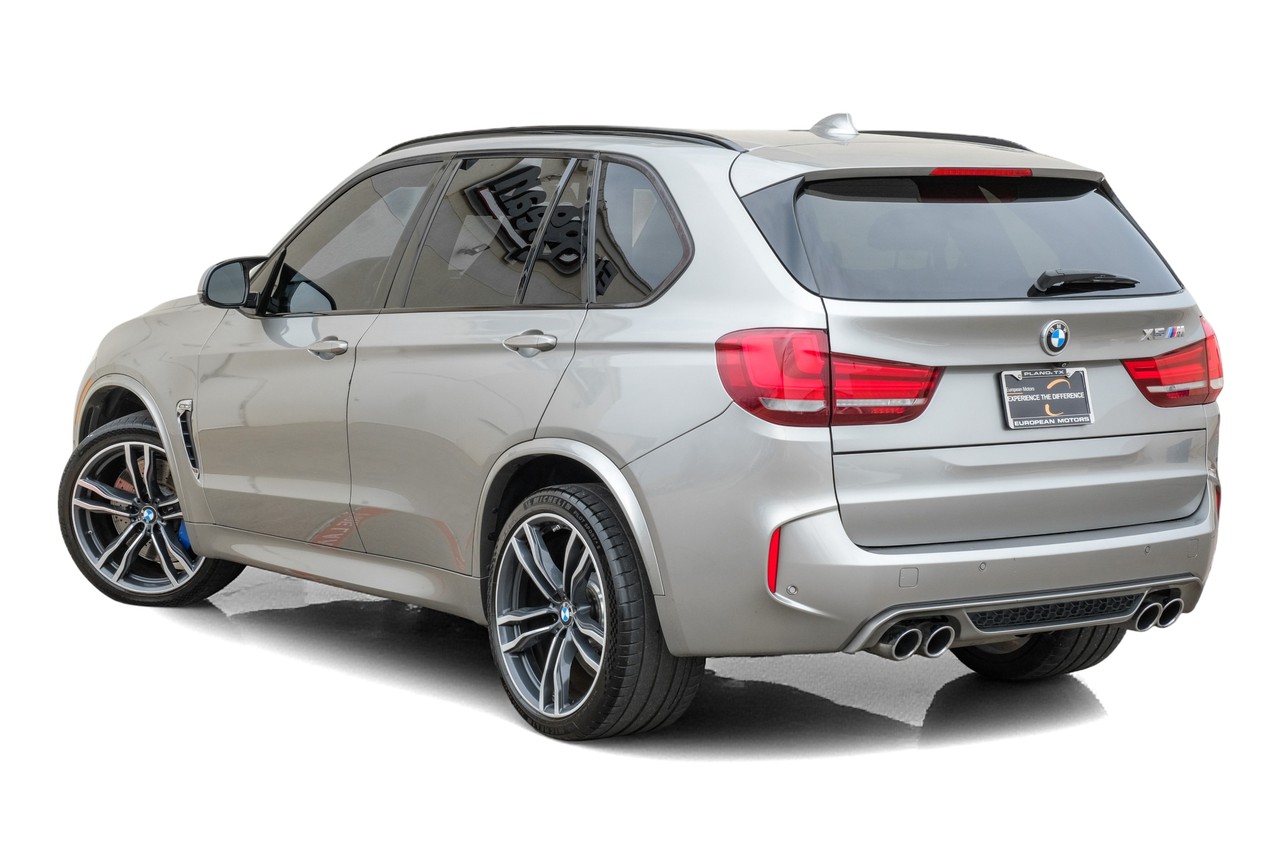 BMW X5 M Vehicle Main Gallery Image 11