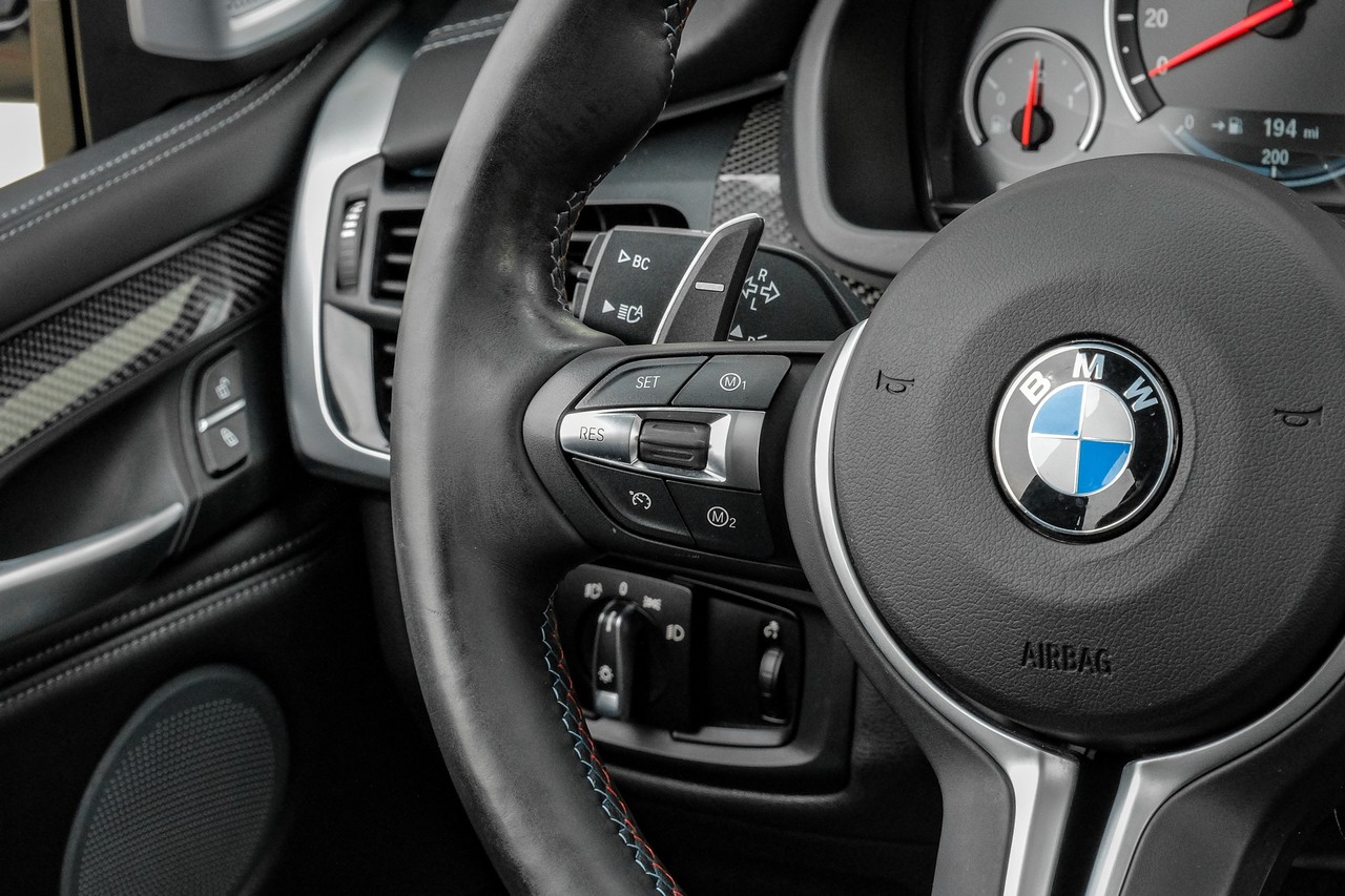 BMW X5 M Vehicle Main Gallery Image 18