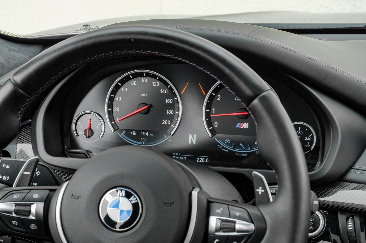 BMW X5 M Vehicle Main Gallery Image 20