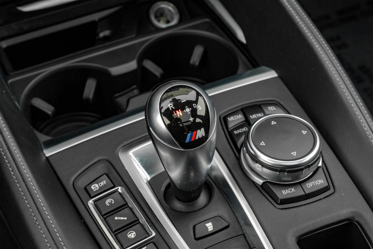 BMW X5 M Vehicle Main Gallery Image 30