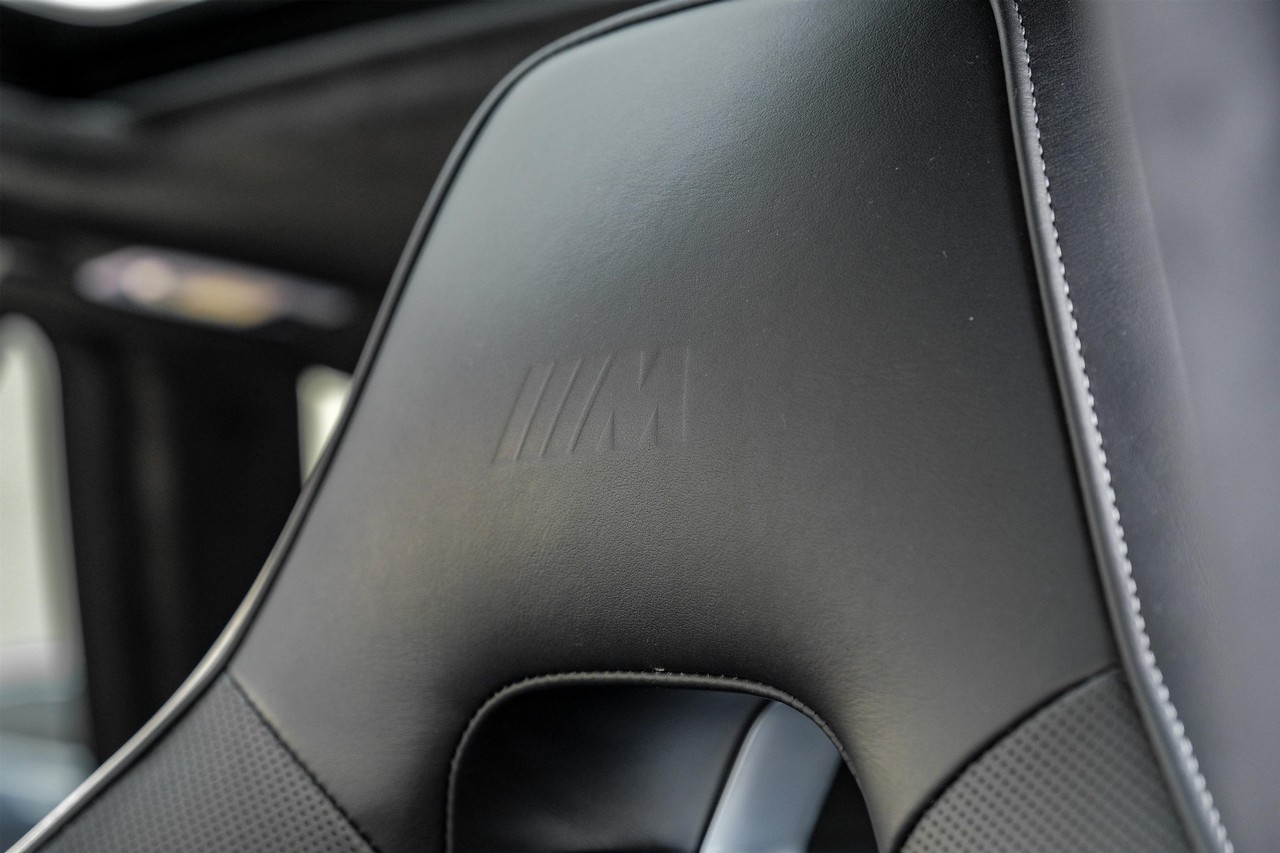 BMW X5 M Vehicle Main Gallery Image 42