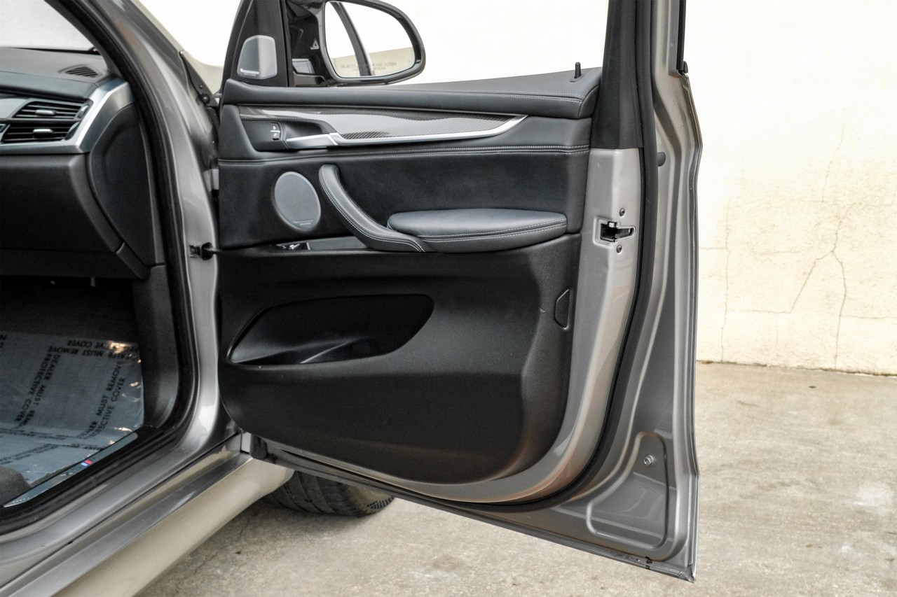 BMW X5 M Vehicle Main Gallery Image 56