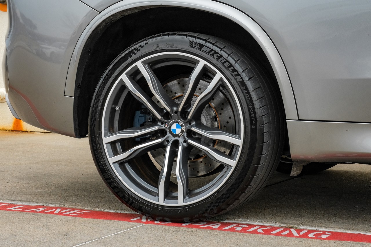 BMW X5 M Vehicle Main Gallery Image 66