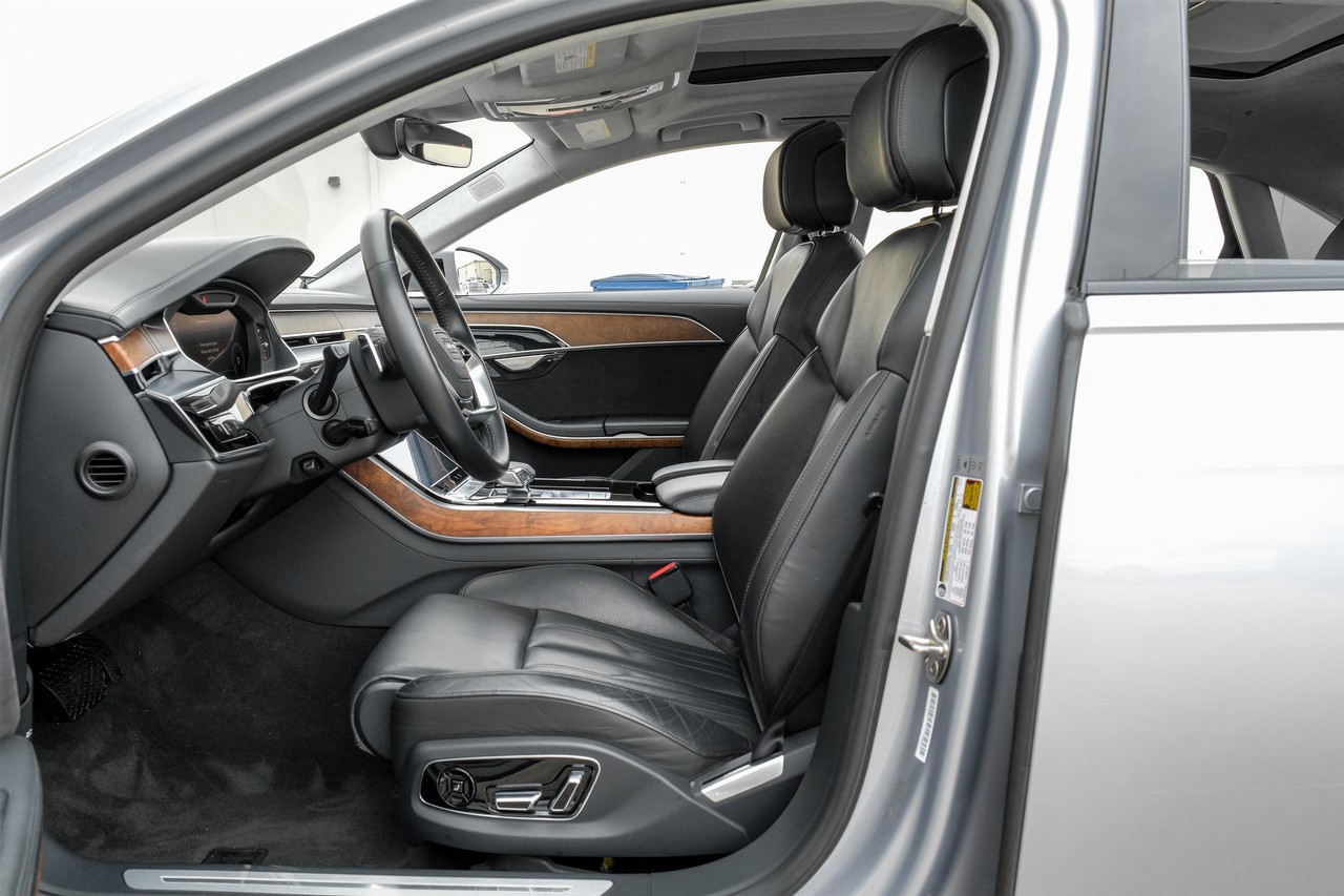Audi A8 Vehicle Main Gallery Image 04