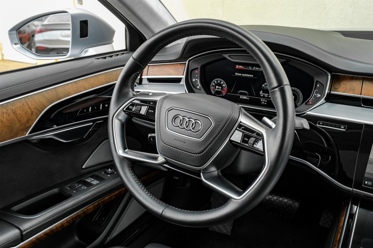 Audi A8 Vehicle Main Gallery Image 17