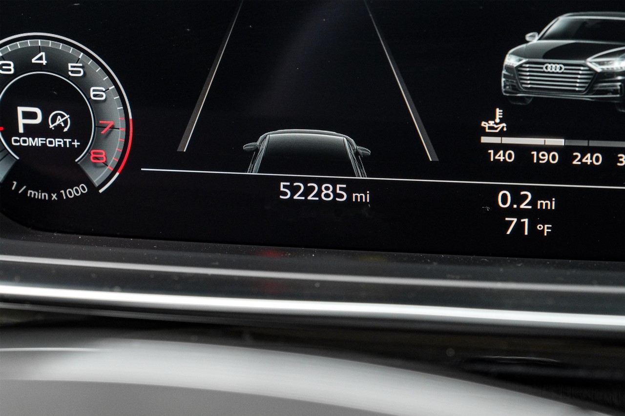 Audi A8 Vehicle Main Gallery Image 22