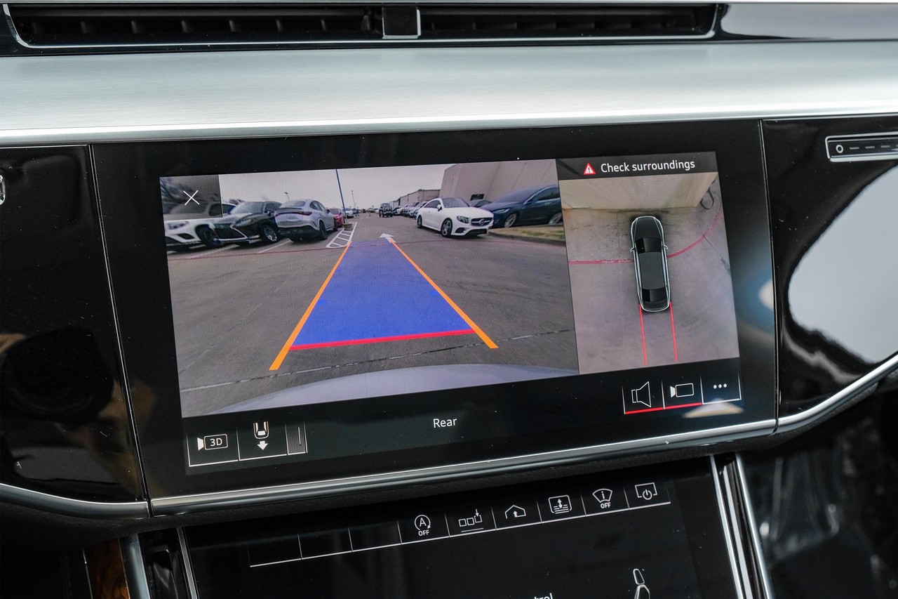 Audi A8 Vehicle Main Gallery Image 26