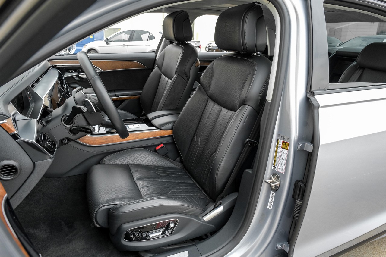Audi A8 Vehicle Main Gallery Image 42